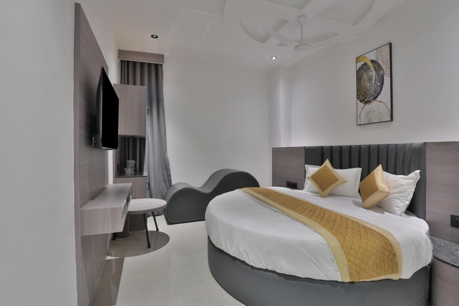 Hotel Legacy อาเมดาบัด ภายนอก รูปภาพ