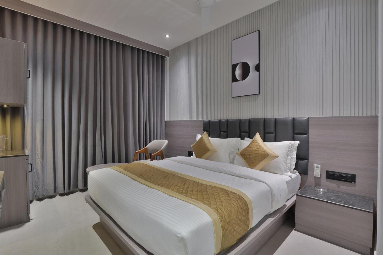 Hotel Legacy อาเมดาบัด ภายนอก รูปภาพ